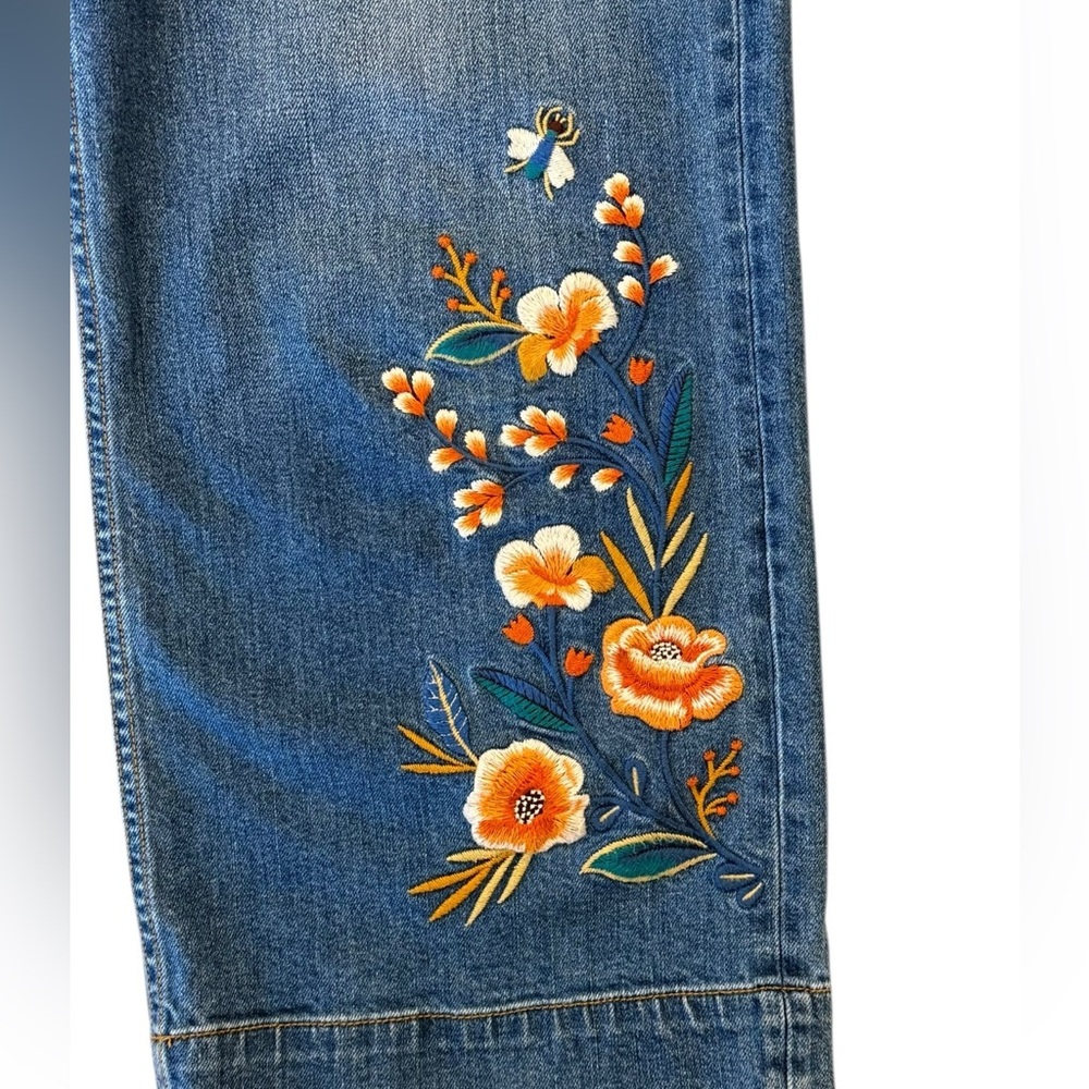 Johnny Was Shuri Cropped Wide Leg Jeans Floral Embroidered Patch Pocket Size 29 - Picture 6 of 16